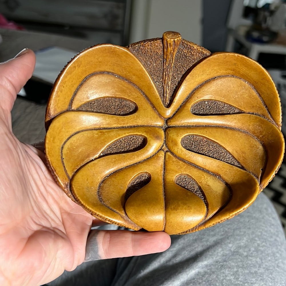 Vintage coco joes monstera leaf hapa wood Hawaii art